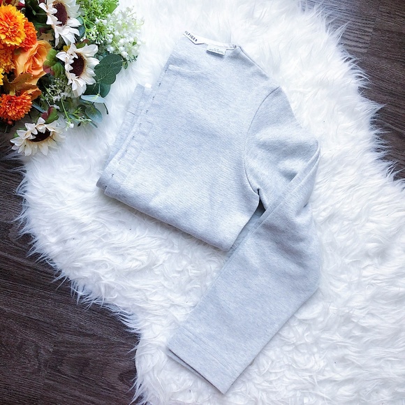 Tommy Hilfiger Sweaters - ‼️ BOGO FREE SALE ‼️ TOMMY HILFIGER SWEATER